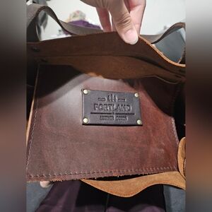 PORTLAND LEATHER TOTE